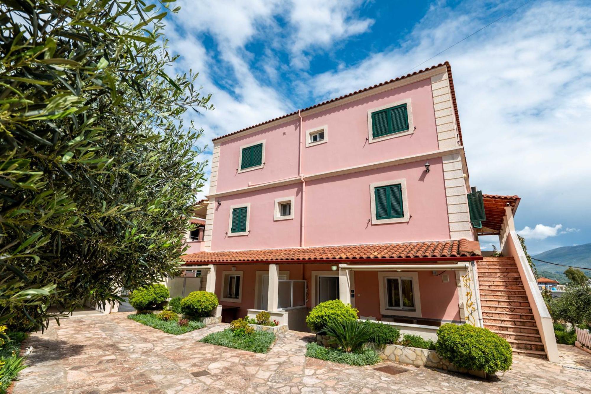Cozy Apartments Downtown Ksamil Exterior foto